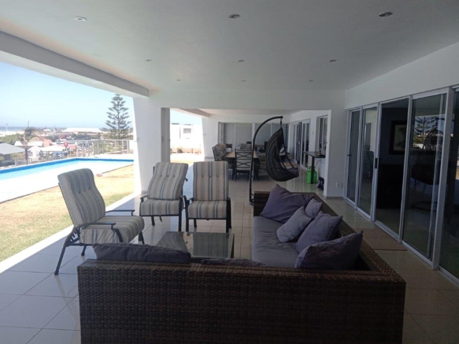 5 Bedroom Property for Sale in Ferreira Town Eastern Cape